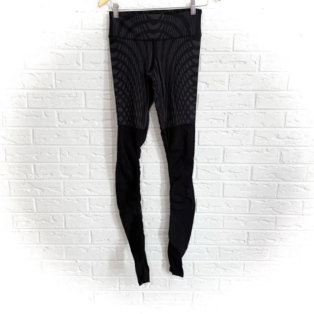 ALO Yoga Black Gray Pattern Goddess Legging Mesh Size Small